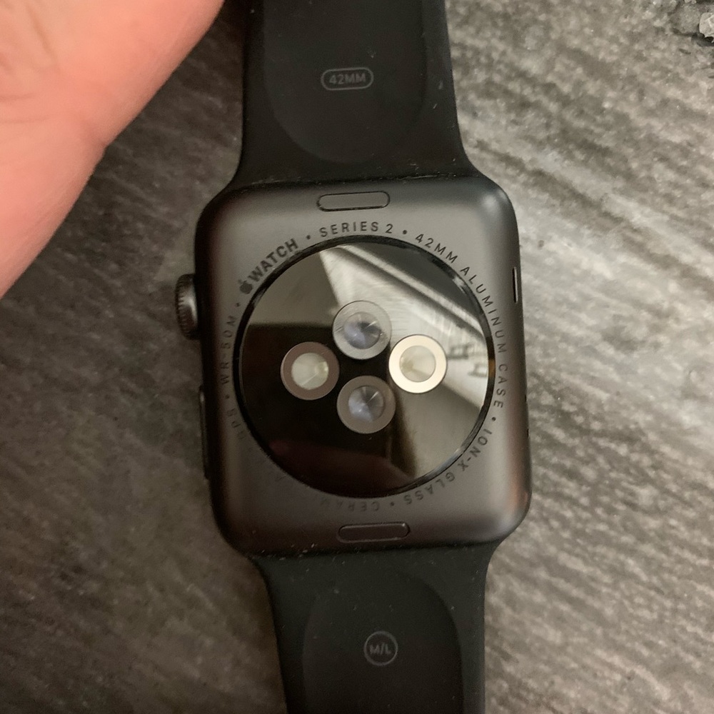 Apple Watch - image 1